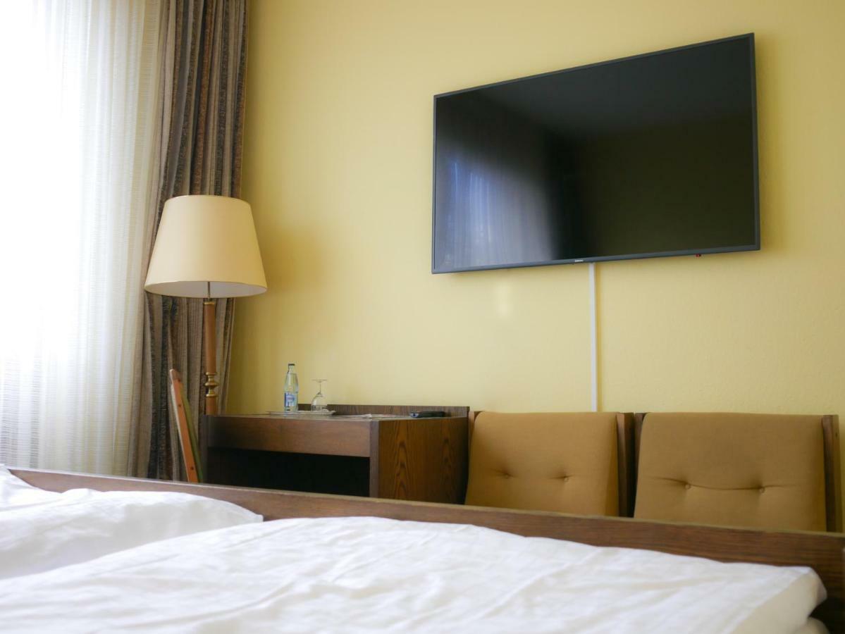 Hotel Oronto โคเบลนซ์ ภายนอก รูปภาพ